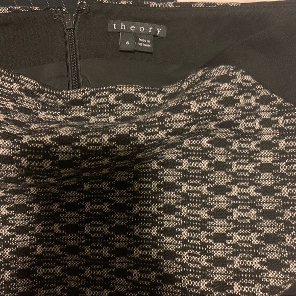 Theory wool pencil skirt - Picture 3 of 5